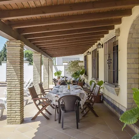 Fuentes Solo Familias Holiday home Conil De La Frontera