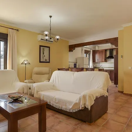 Holiday home Fuentes Solo Familias *